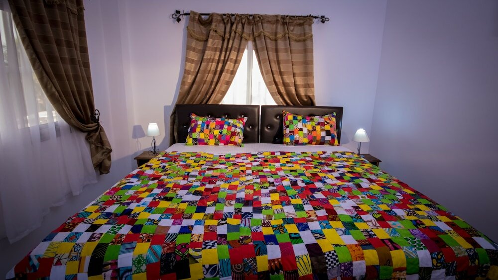 Фото Jeane's Appart Hotel