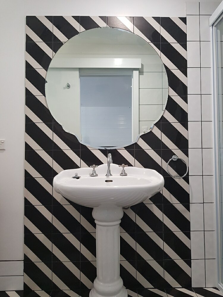 Фото Town House Motor Inn