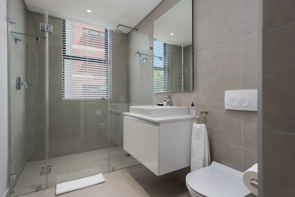 Фото Warwick 107