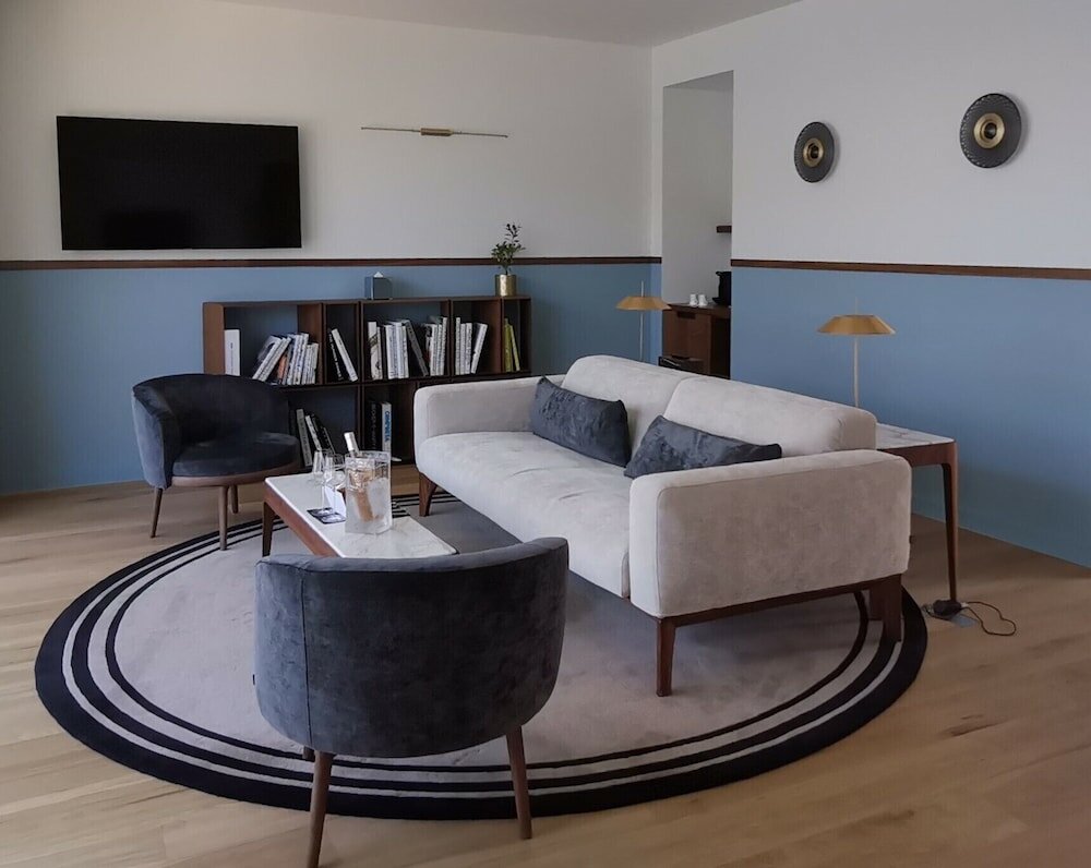 Фото Hôtel Les Roches Blanches