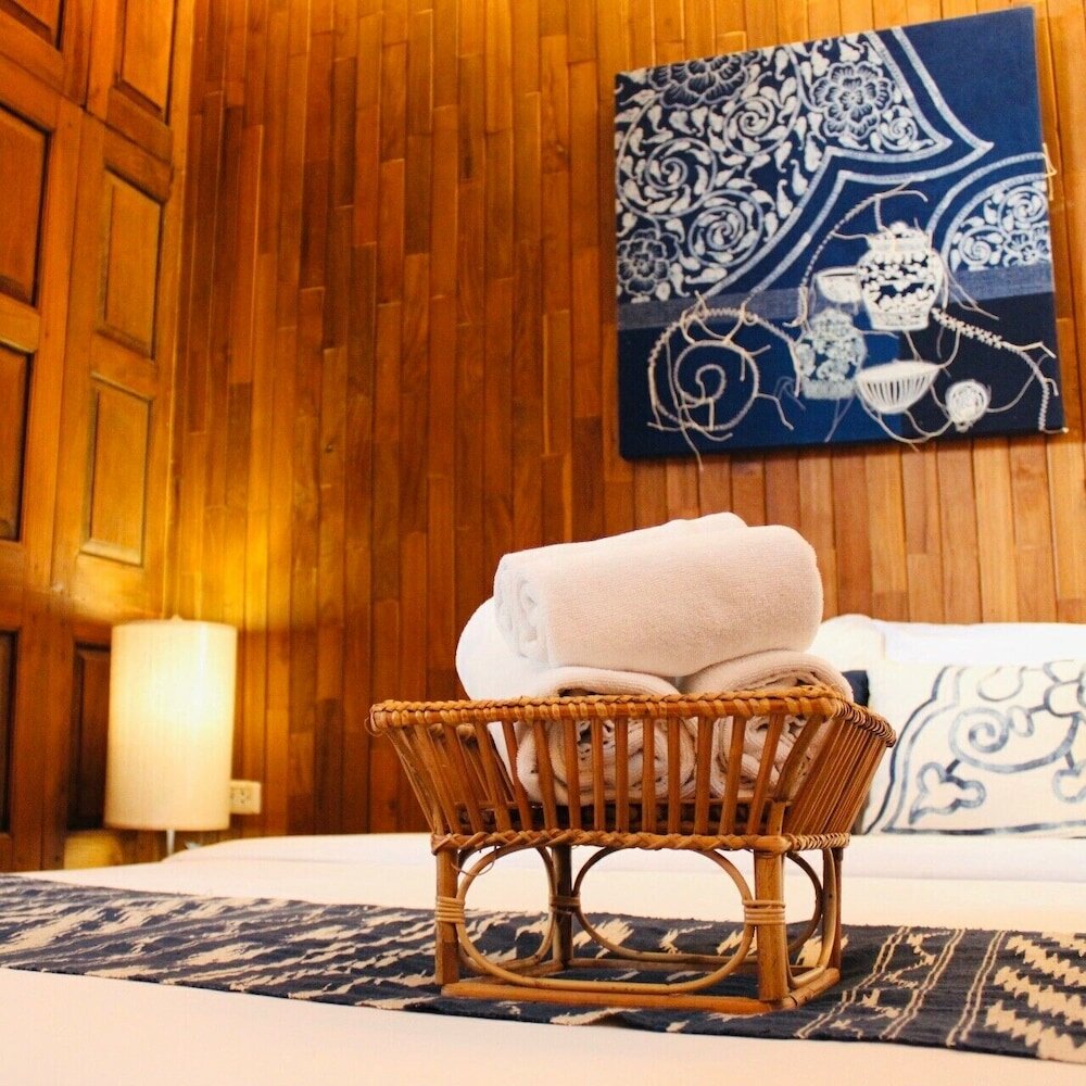 Фото Gingerbread House B&b