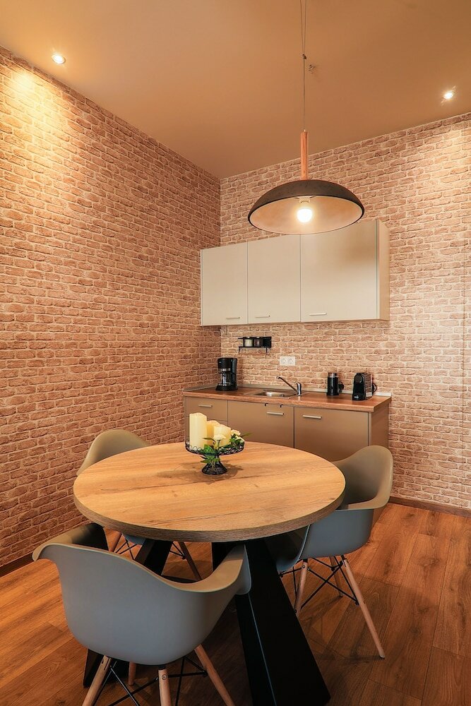 Фото Superior One Luxury Apartments