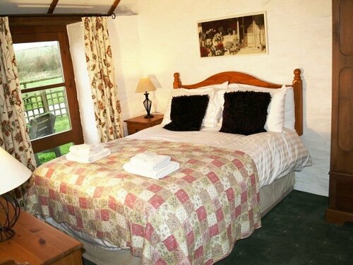 Гостиница Polean Farm Cottages