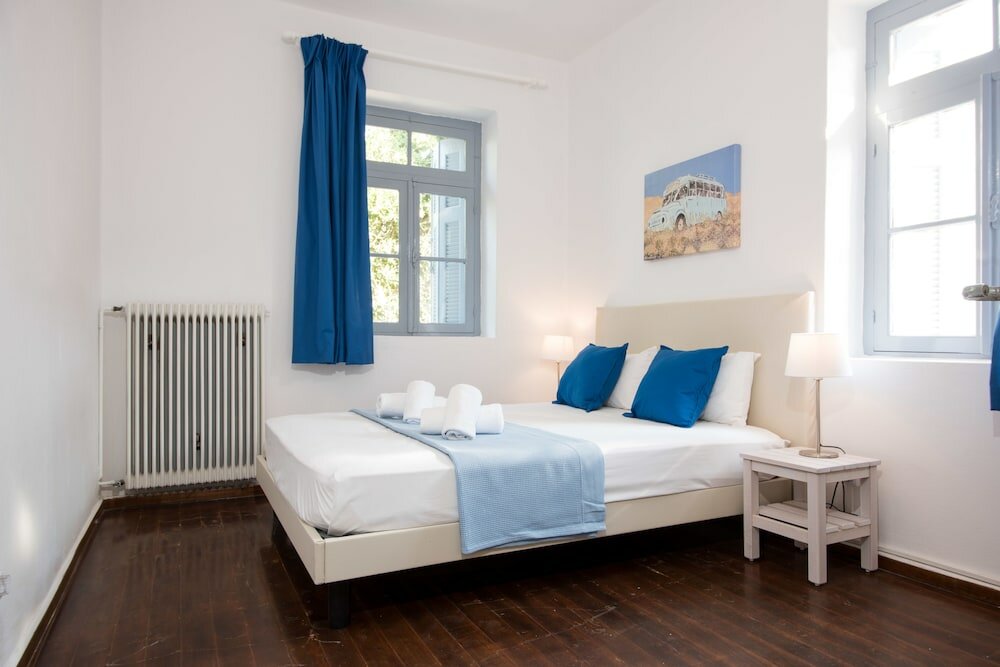 Фото Three Bedroom Traditional Village House