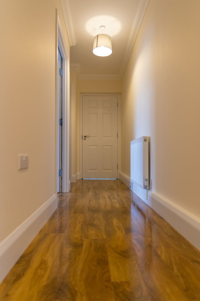 Фото London Heathrow Serviced Apartments