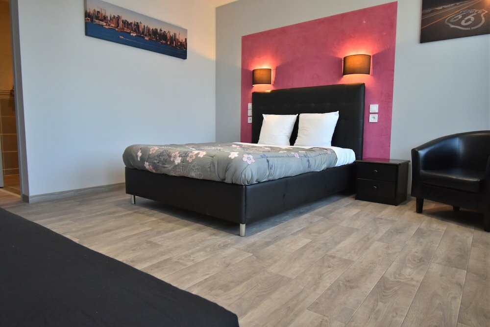 Фото Hôtel des Deux Gares