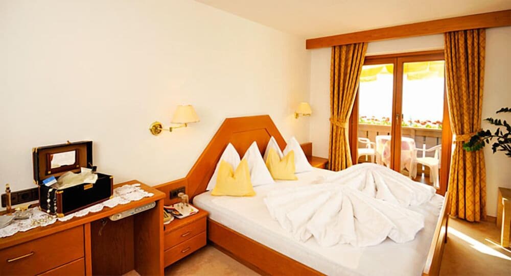 Фото Hotel Mair am Turm