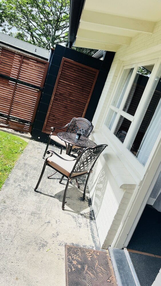 Фото 18th Avenue Thermal Motel