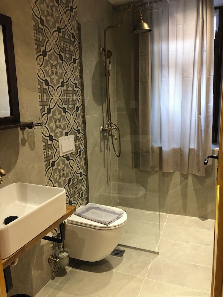 Фото Agios Germanos Traditional Hotel