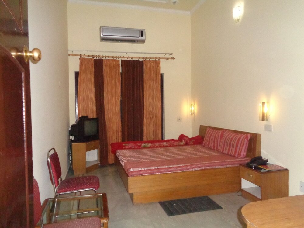 Фото Hotel Laxmi Palace