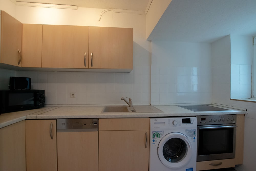 Фото Comfortable Large Center Apartment