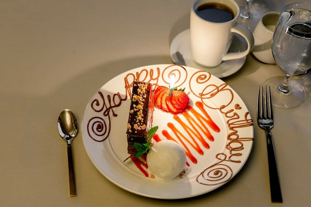 Фото Crabtree's Kittle House Restaurant & Inn