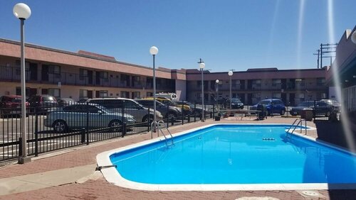 Гостиница Santa Fe Inn Pueblo в Пуэбло