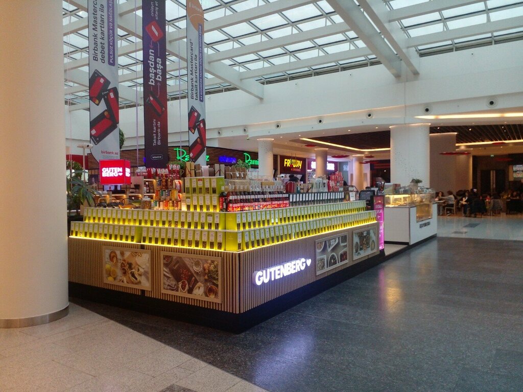 Tea shop Gutenberg, Baku, photo