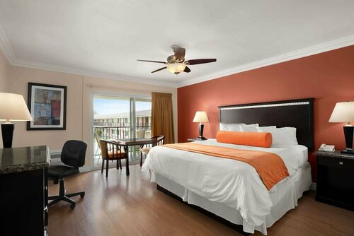 Гостиница Travelodge by Wyndham Santa Maria в Санта-Марии