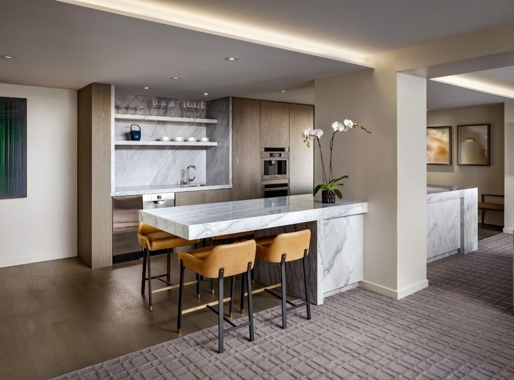 Фото Fairmont Century Plaza