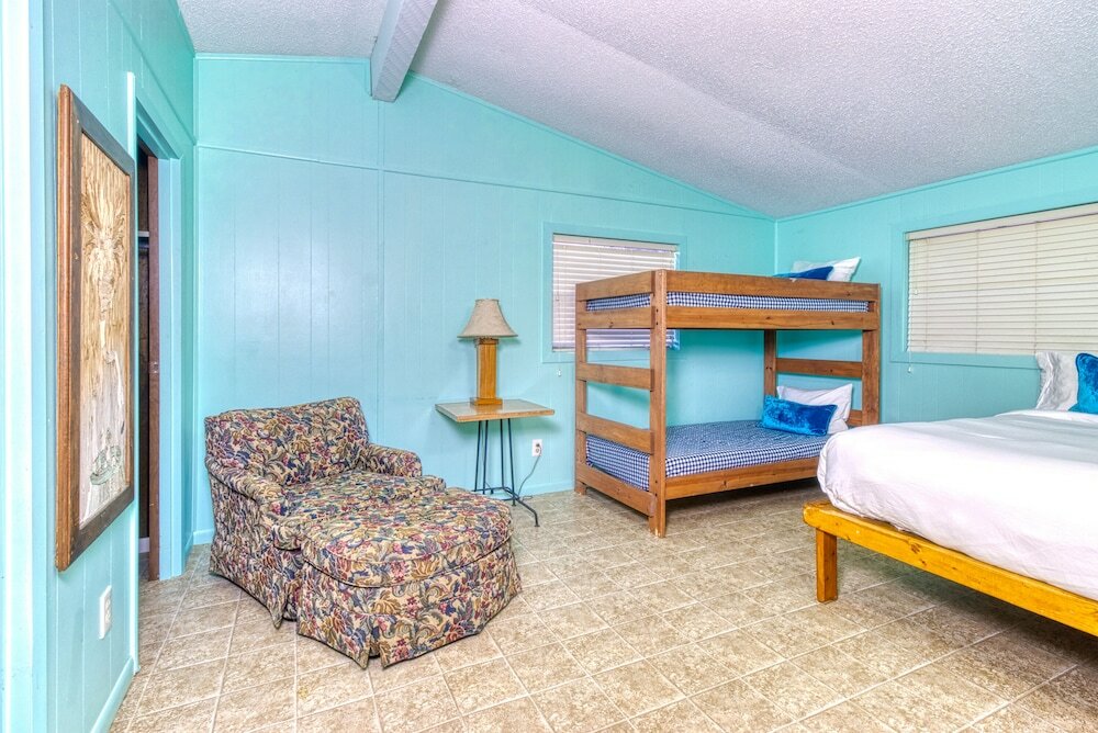 Фото Frio River Cabins