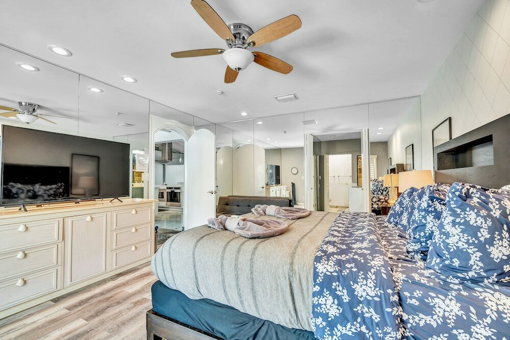 Фото Casa Flamingo Intracoastal Heated Pool