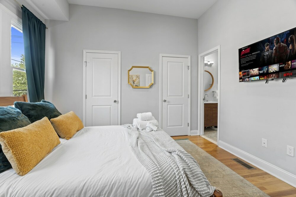 Фото Modern & Comfy - 5 - Location GameRoom