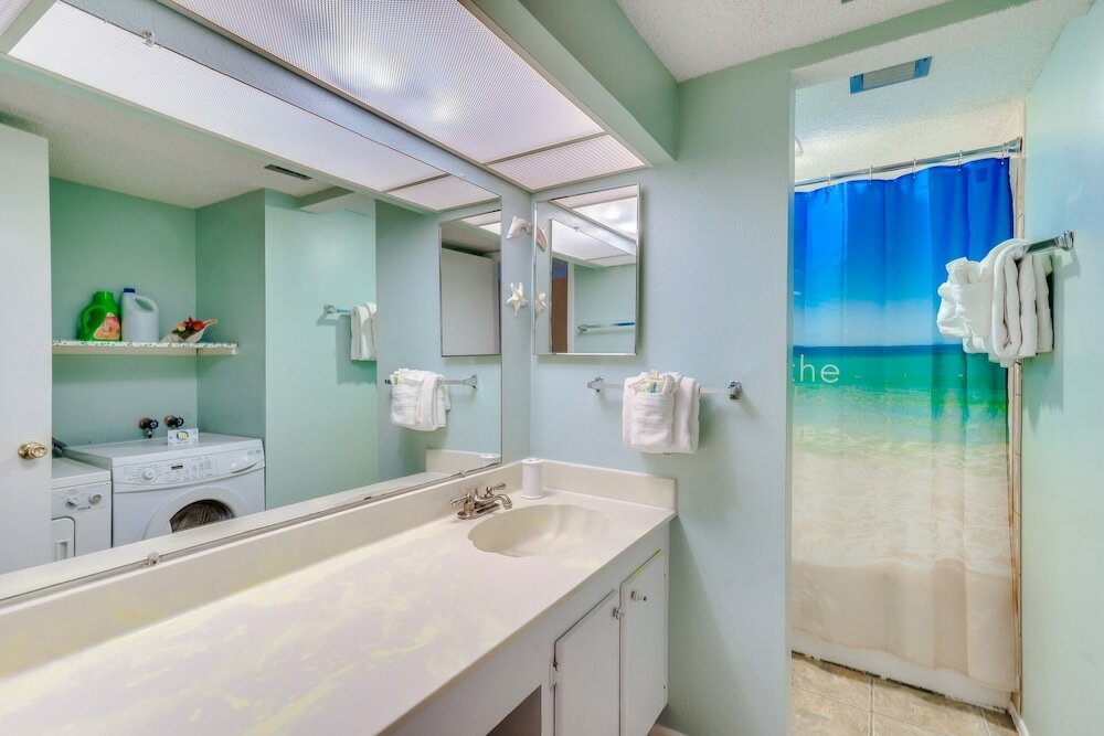 Фото Madeira Beach Yacht Club