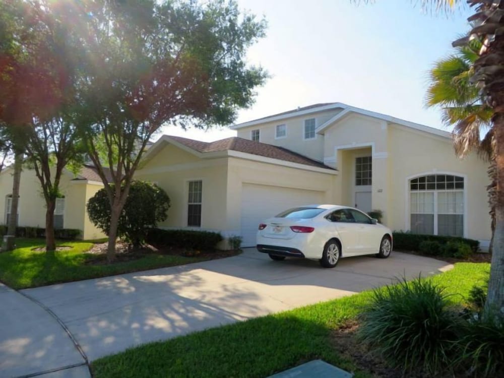 Фото Ov3868 - Hampton Lakes - 5 Bed 3 Baths Townhome