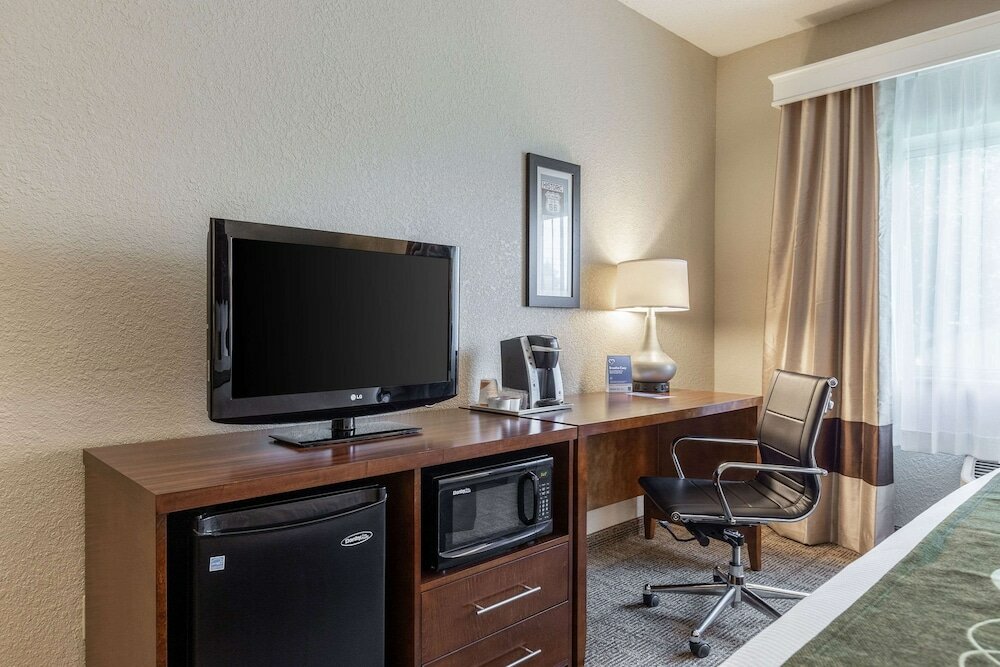 Фото Comfort Inn South Tulsa - Woodland Hills