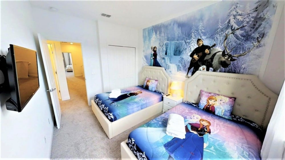 Фото Aco243801 - Festival Resort - 5 Bed 4.5 Baths Townhome