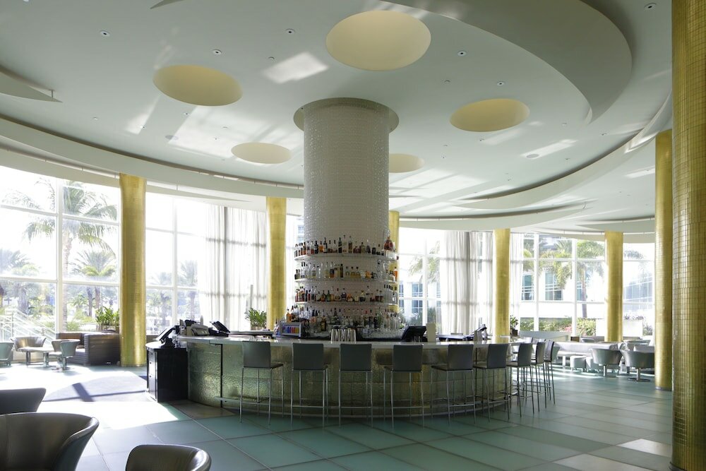 Фото Fontainebleau Miami Beach Private Luxury Suites