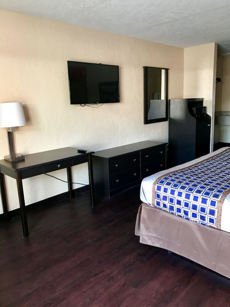 Фото American Inn