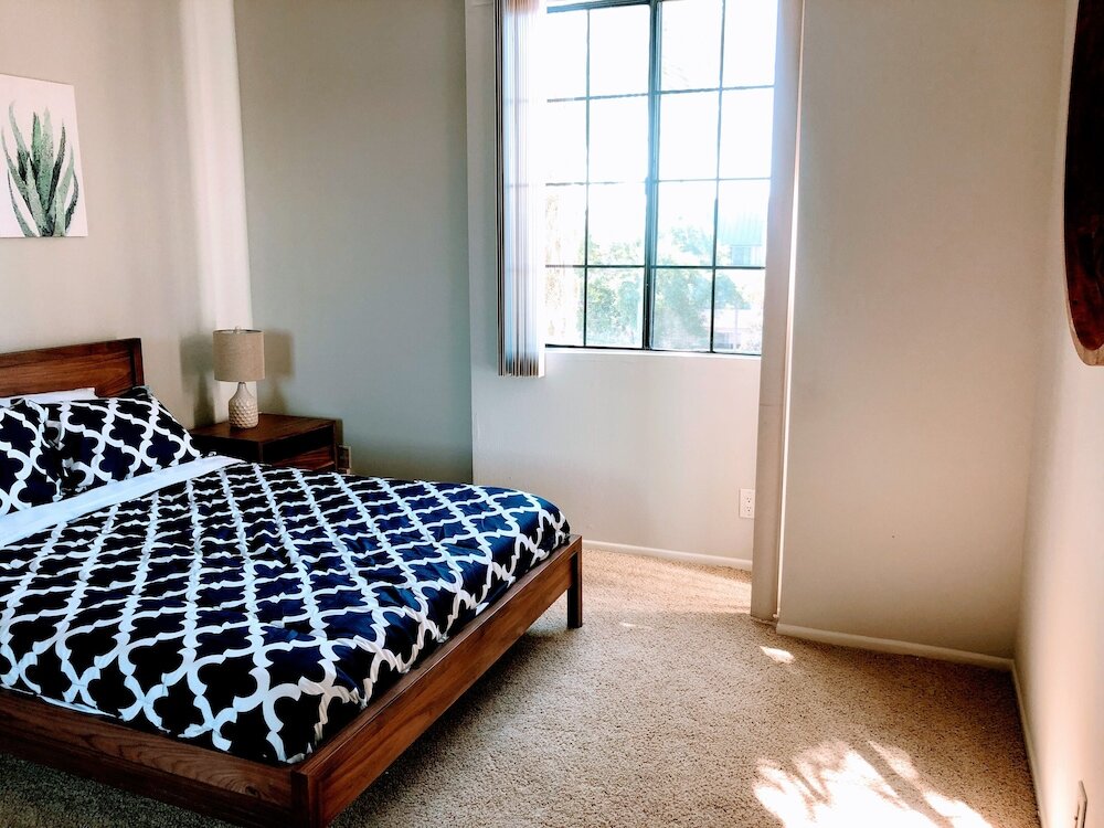 Фото Luxury Suites - Heart of Beverly Hills