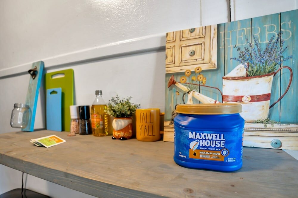 Фото Sunset Stays by the Beach & Caddy's