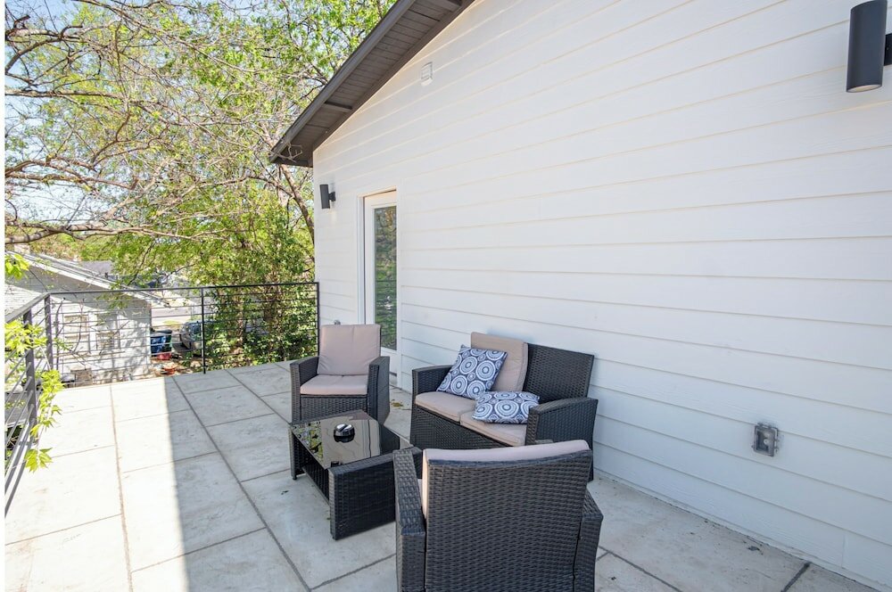 Фото Brand New 5 Stylish 3br Near Exciting Downtown