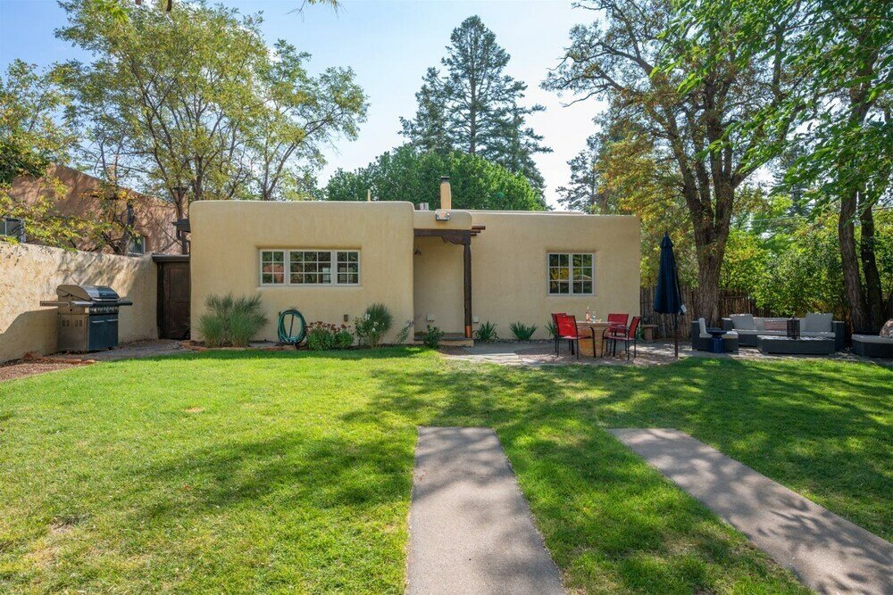 Фото Casita de las Aves - Unbeatable Location, Spacious Yard