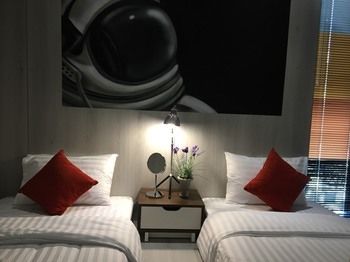 Фото Sleep Walker Poshtel - Hostel