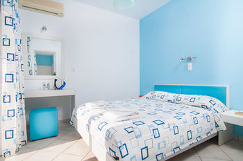 Фото Skinos Apartments and Studios