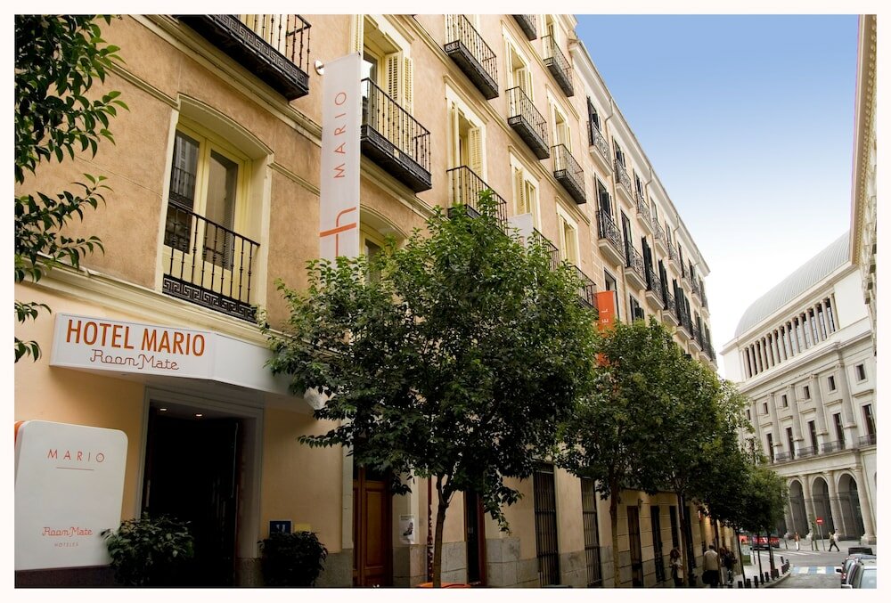 Фото отеля 1