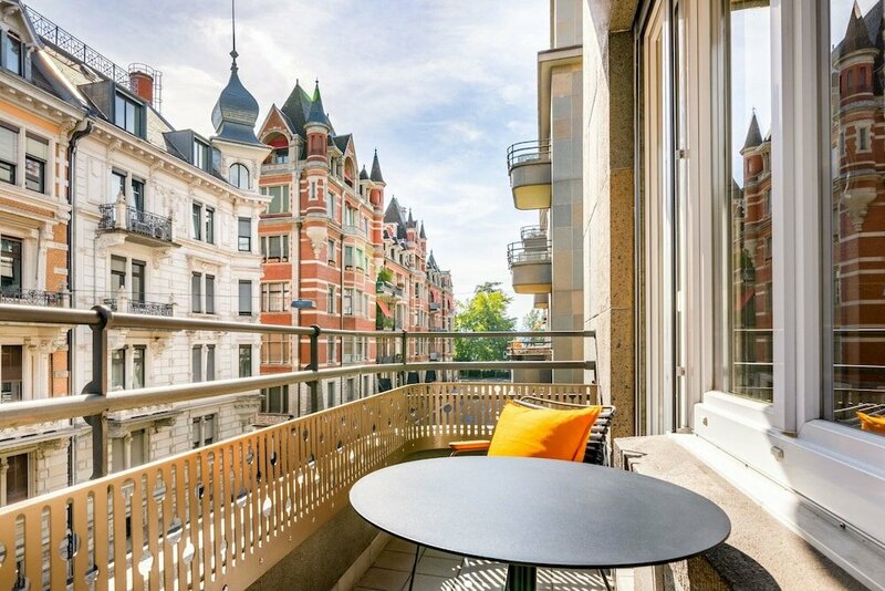 Гостиница Neues Schloss Privat Hotel Zurich, Autograph Collection в Цюрихе