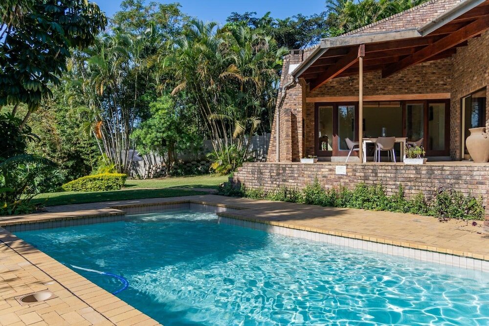 Фото Faraway Lodge B&b