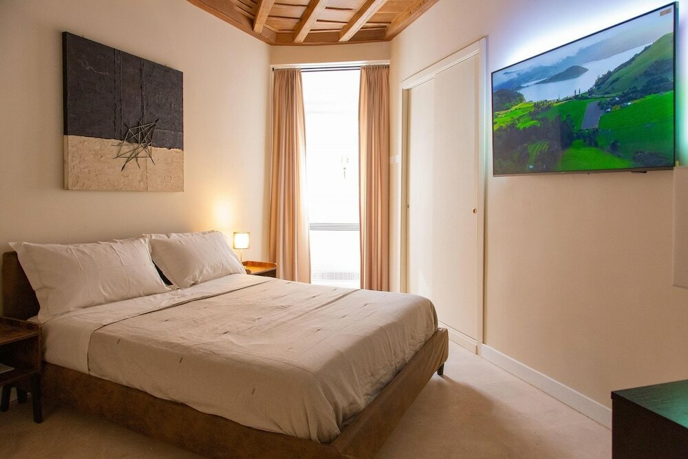 Фото Repetita Juvant