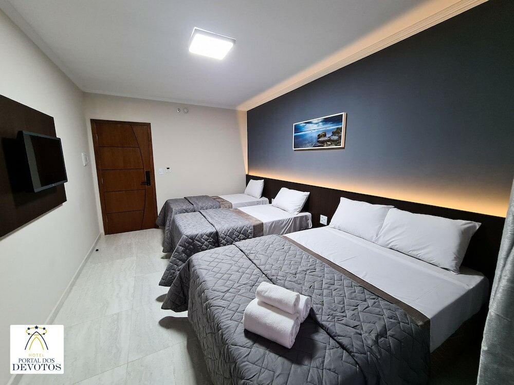Фото Hotel Portal dos Devotos