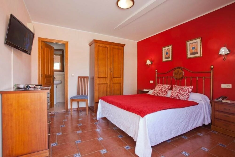 Фото Hotel Alvaro