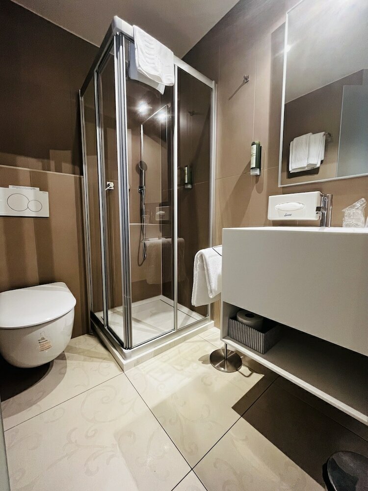 Фото La Rouvenaz