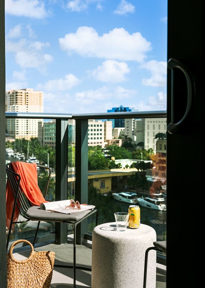 Фото Sonder at Riverwalk