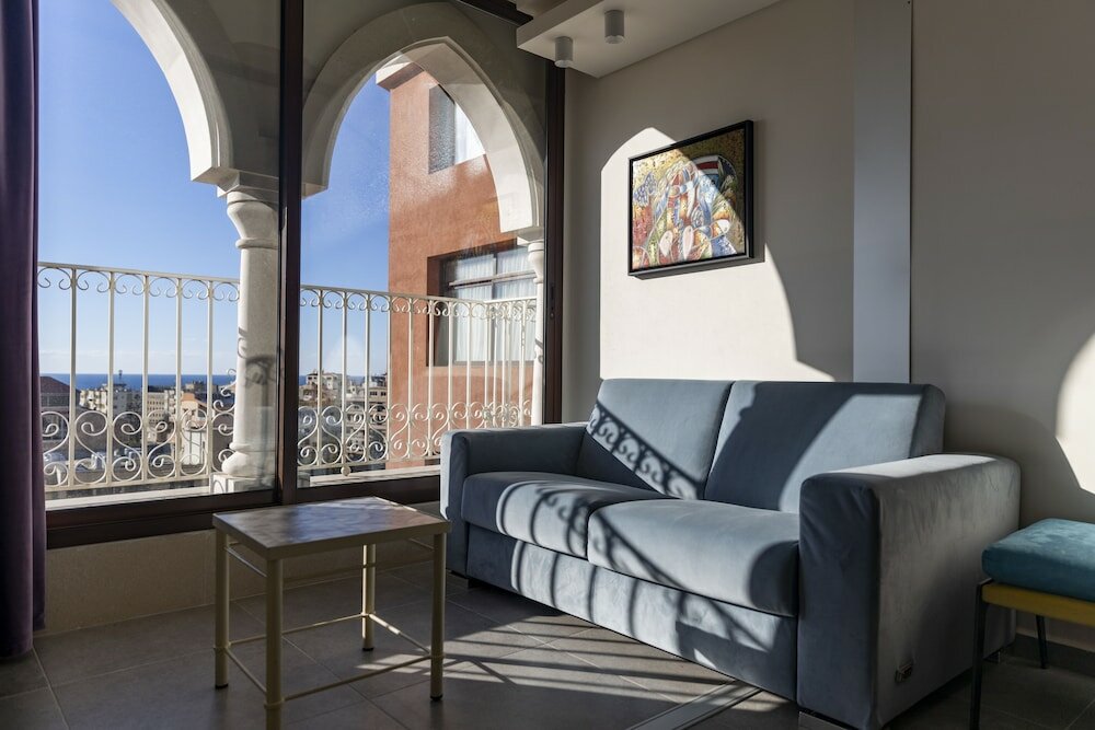 Фото Majestic Byblos Grand Hotel