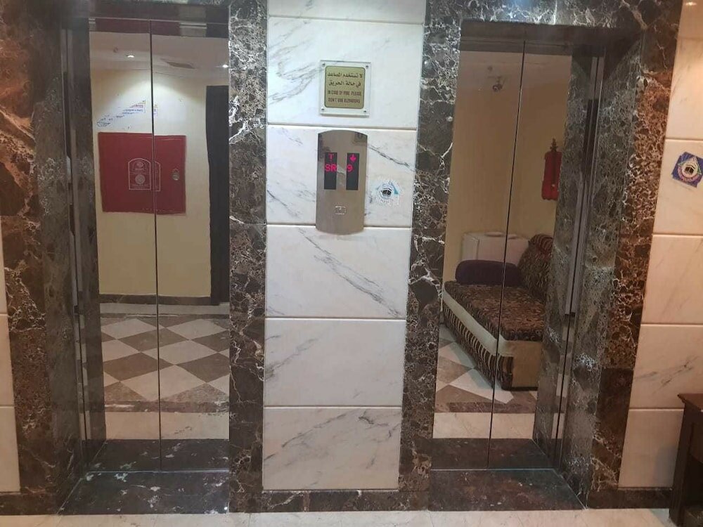 Фото Burj AlSultan Hotel