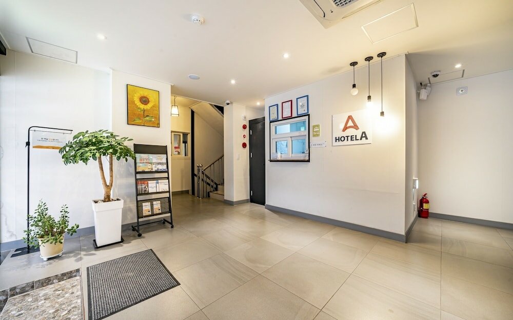 Фото Busan Haeundae Hotel A