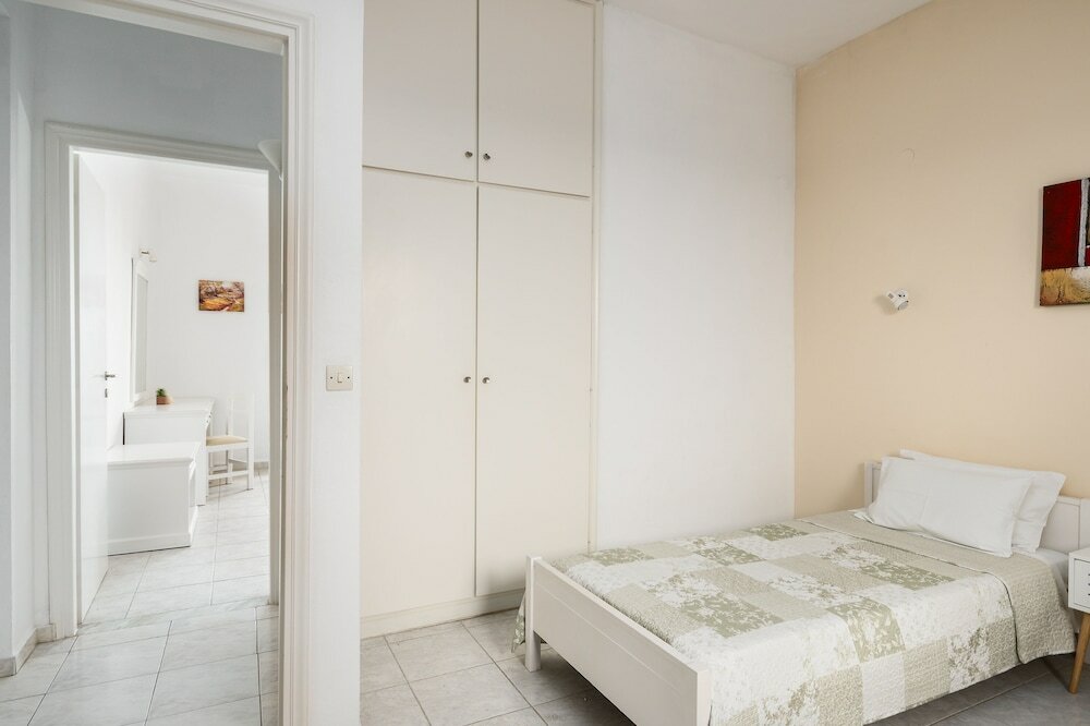 Фото Four-Bedroom Villa Eleni by Konnect, with Private Pool & Stunning Seaview