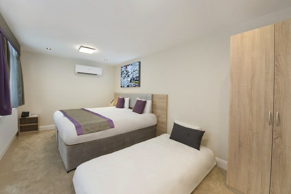 Фото Oyo Townhouse 30 Sussex Hotel, London Paddington