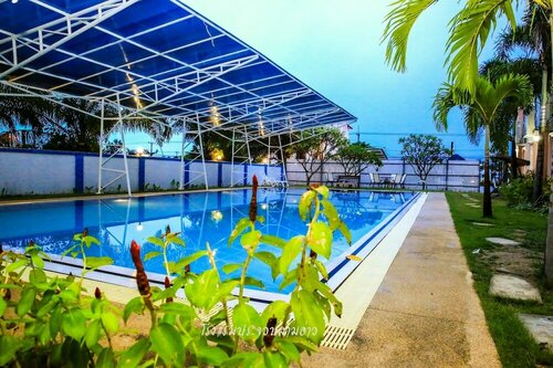 Гостиница Prachuap Saam AO Hotel в Прачуапкхирикхане