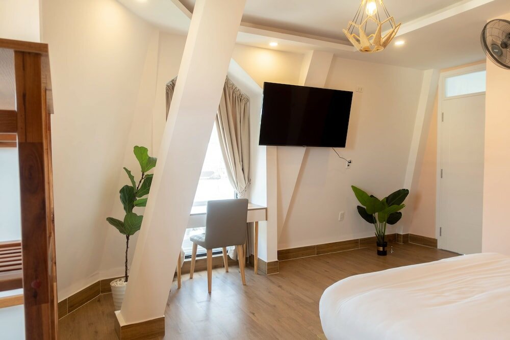 Фото Dalat Blanc Hotel 2